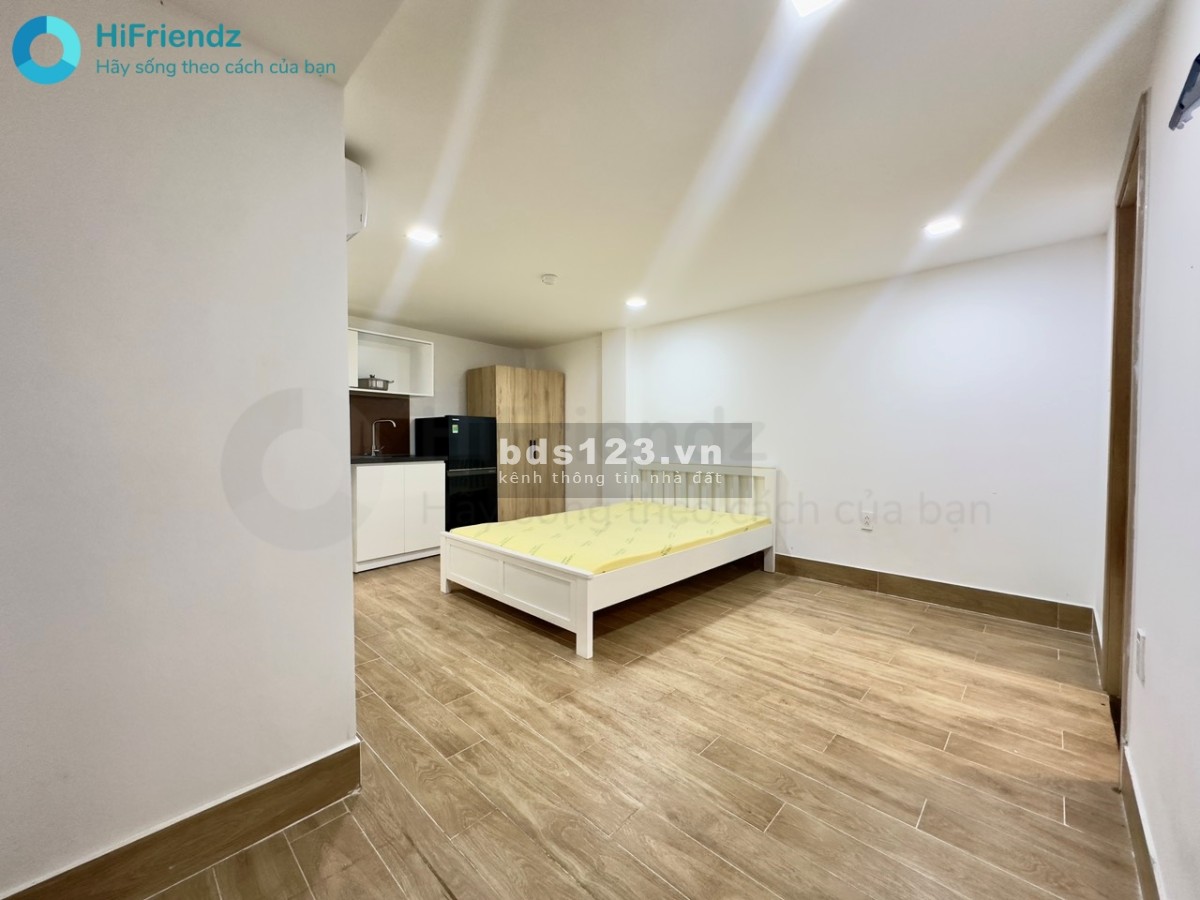 Căn hộ Full nội thất ngay Vincom Lê Văn Việt đầy đủ tiện nghi