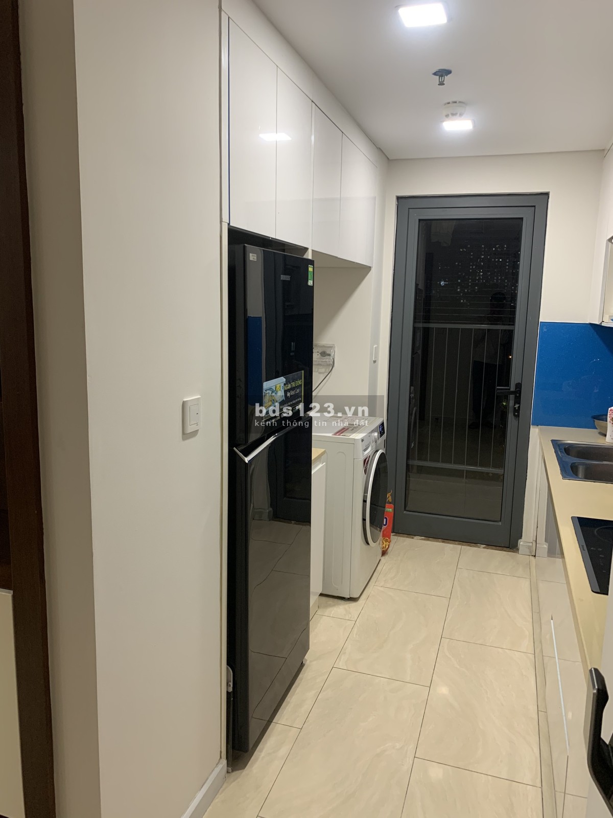 Cần bán căn góc B0714 chung cư cao cấp Rivera Park 69 Vũ Trọng Phụng. Sổ Đỏ 72m TT 80m 2PN + 2 WC