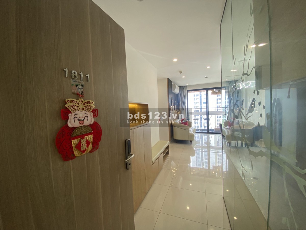 Bán gấp 3PN S6 DT: 75.3m2 full nội thất cao cấp đẹp Vinhomes Grand Park Quận 9, LH: 0888816718