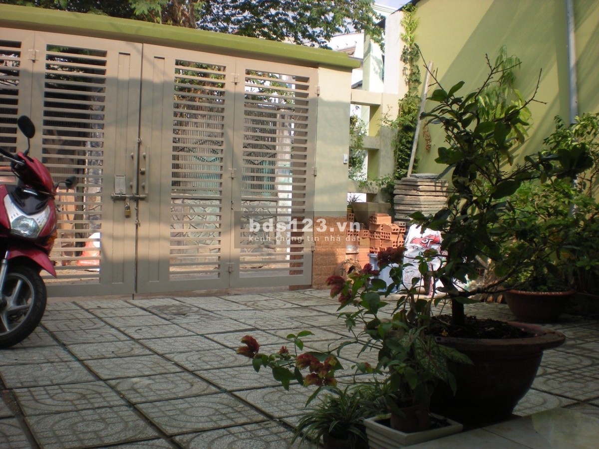 Nhà đẹp 5X20 2PN 2WC ngay chợ Tam Hà, hẻm ô tô chỉ 6.5 triệu