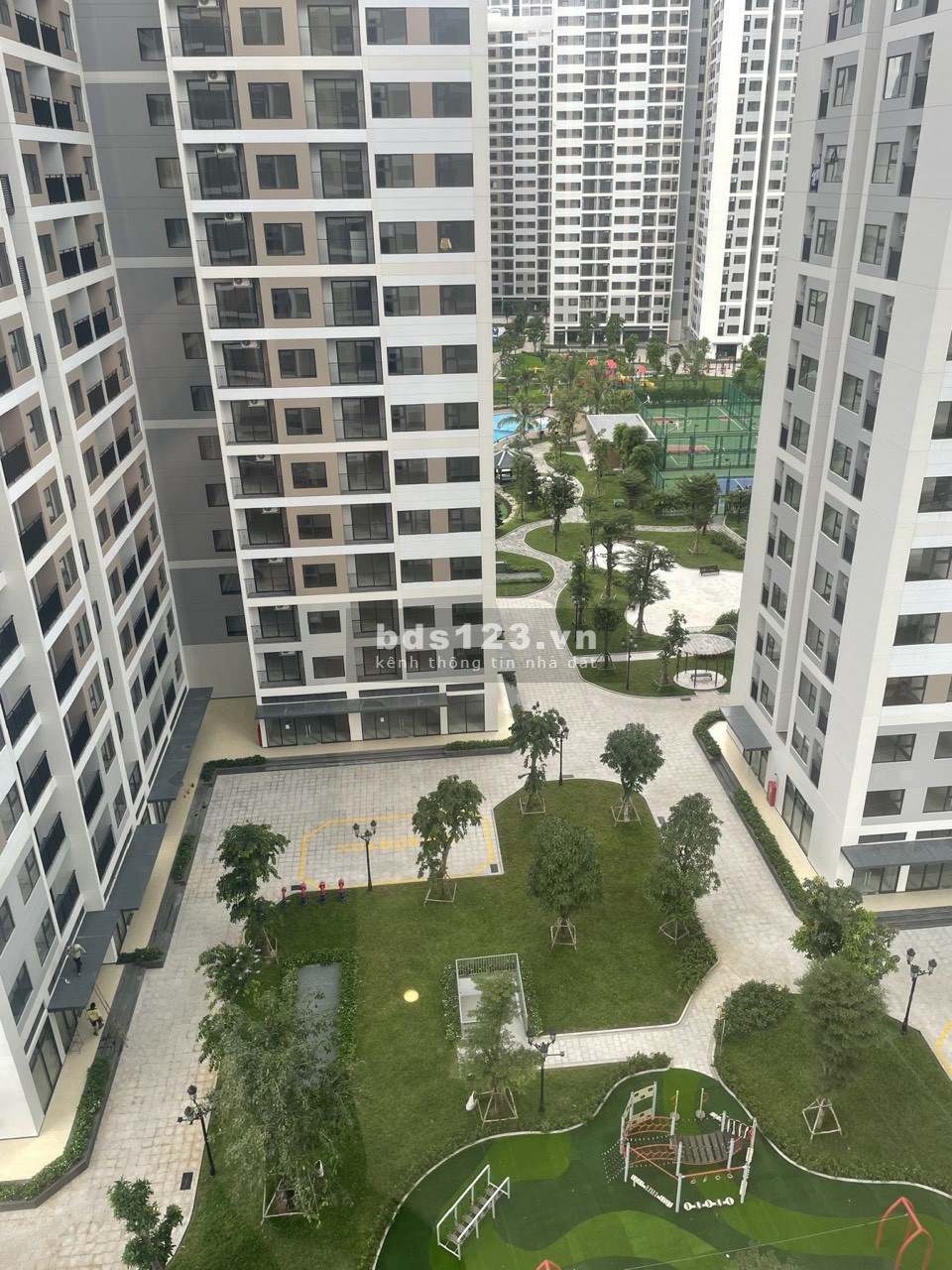 Bán căn hộ ở Vinhomes Grand Park có 2PN+1 69M giá 2.850 tỷ S10 vườn nhật ở quận 9 HCM LH: 0888816718