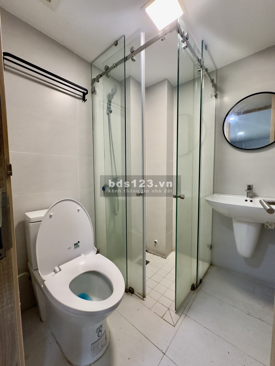 Căn hộ Full nội thất ngay Vincom Lê Văn Việt đầy đủ tiện nghi