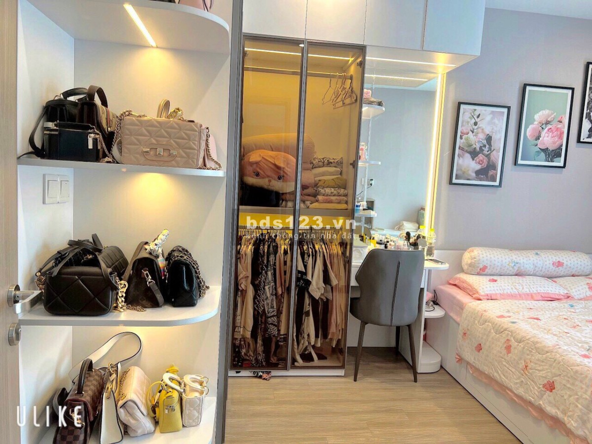 Cho thuê căn hộ 2 phòng ngủ đầy đủ nội thất cao cấp, dự án Vinhomes grand park quận 9