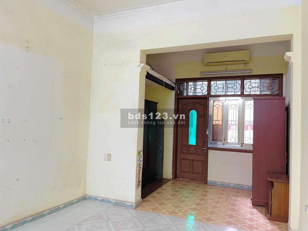 Bán nhà Quang Trung Hà Đông, diện tích 50m2 5.x tỷ