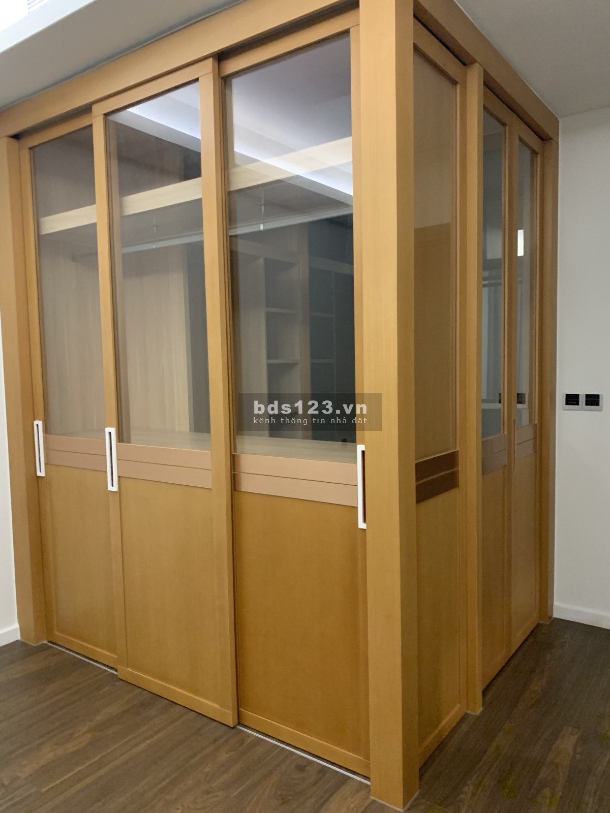 *Hiếm* Cần Bán căn hộ chung cư 2PN Sarica diện tích 107M2 giá rất tốt 12TY88