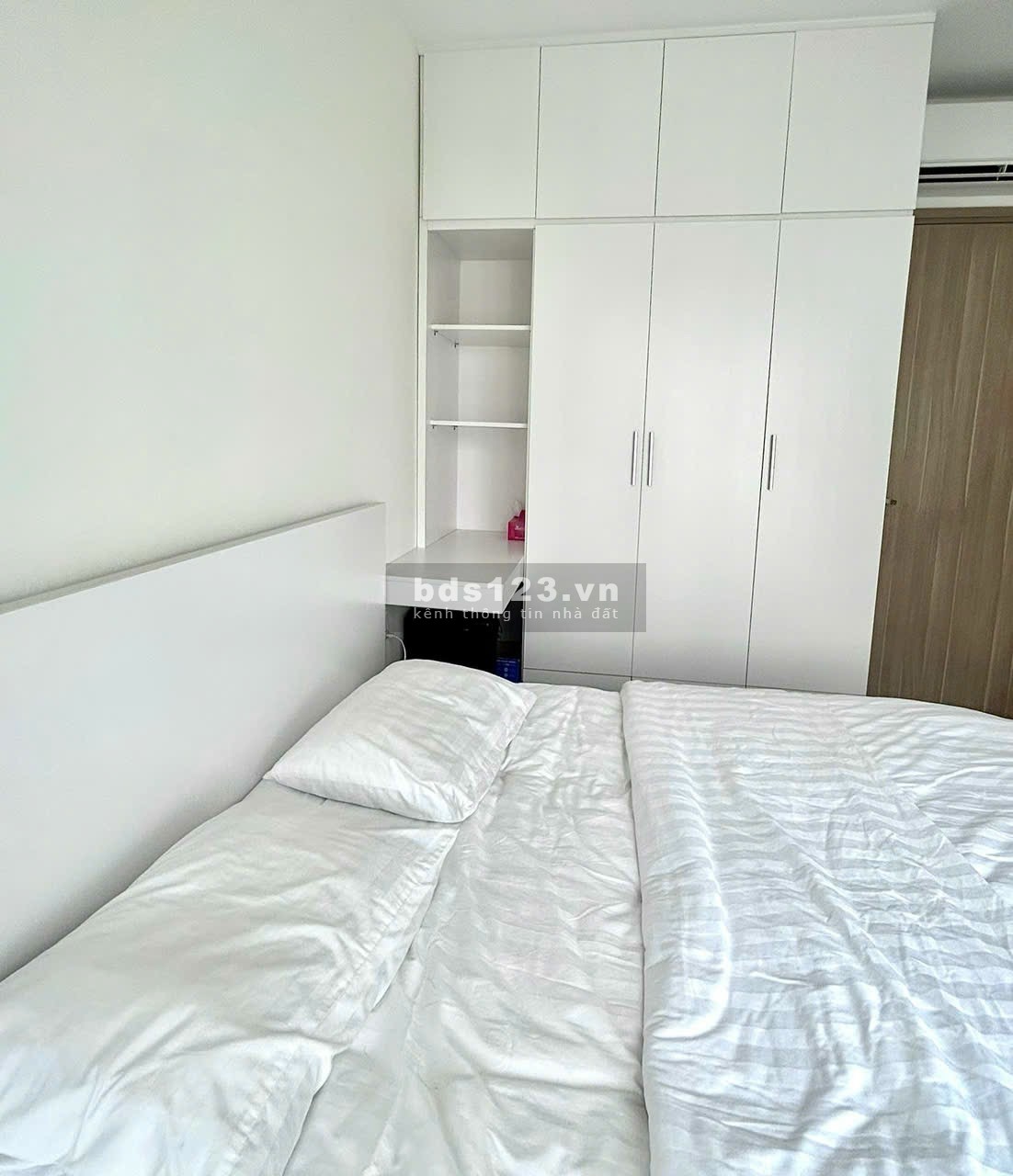 Cho thuê căn hộ 2PN1WC đầy đủ nội thất, nhà mới100%