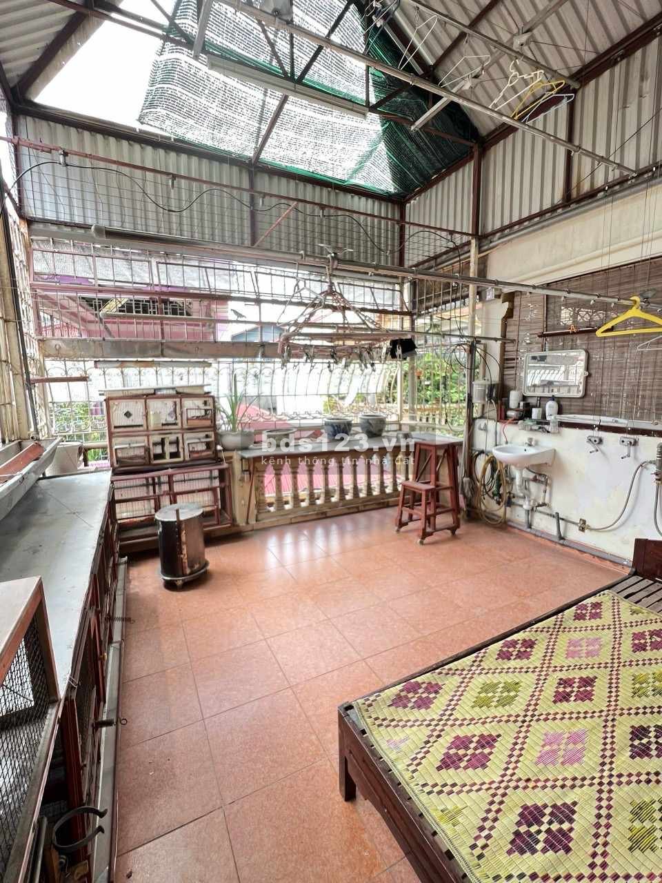 Phân lô oto tránh, gara ô tô ngõ thông kinh doanh đỉnh, nhà…