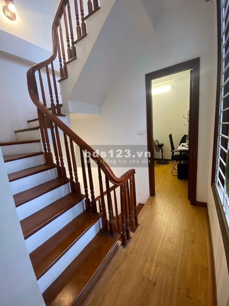 Bán nhà Lê Đức Thọ, ngõ oto, 34m2x5 tầng, 6 ngủ, 2 mặt thoáng. Giá 4,5 tỷ