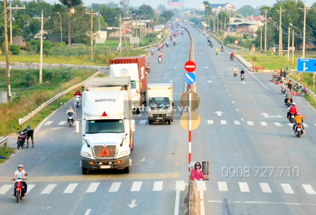 TÔI CHỦ SANG GẤP 924M2 ĐẤT THỔ CƯ ,ĐỐI DIỆN CHỢ.GIÁ 550TR.