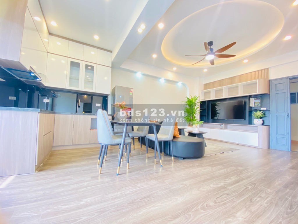 Bán nhà Tôn Đức Thắng - Ô tô đỗ cửa - Full nội thất - Giá 2.06 tỷ