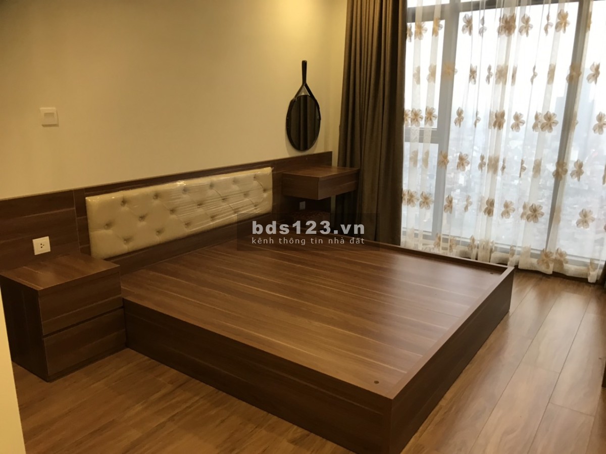 Chính chủ bán căn hộ chung cư Discovery Complex 302 Cầu Giấy