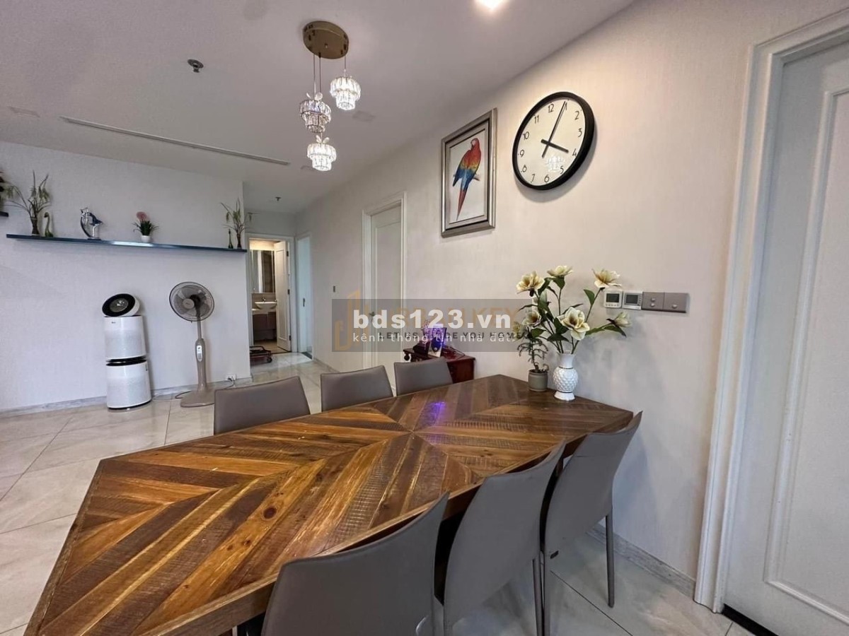Cho thuê nhanh căn hộ 2PN giá siêu rẻ - Nhà cao cấp Vinhomes Golden River Quận 1