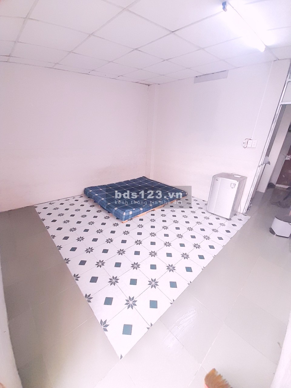 Cho thuê phòng trọ full nội thất giá rẻ - Ban công thoáng mát