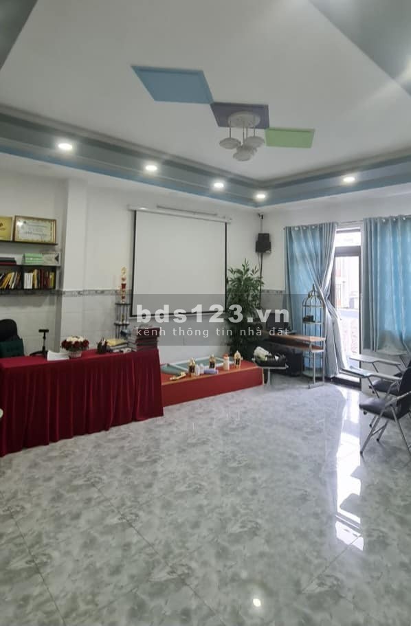Bán nhà 1 trệt 4 lầu hẻm 6M ngang khủng 6.8 X 19M phường 12 quận 6 SĐT 0942.407.402