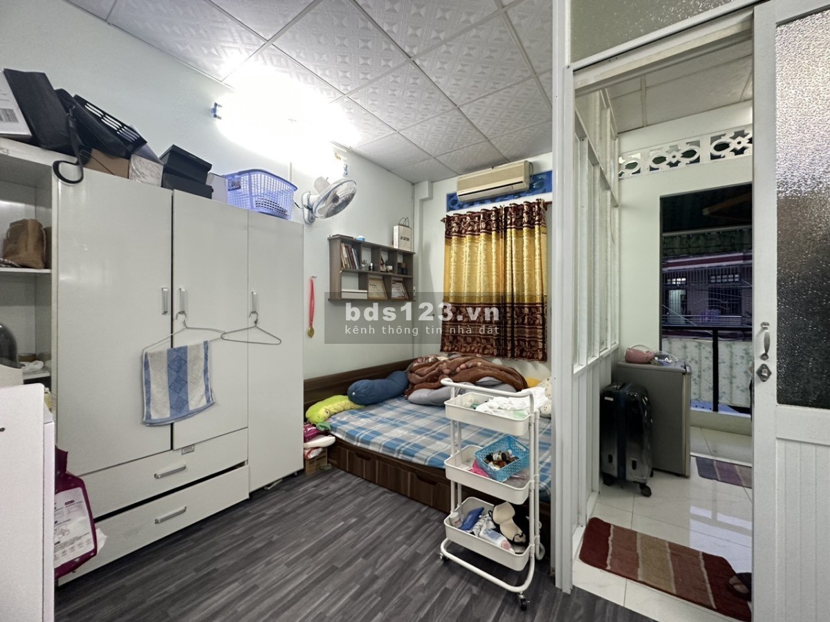 Bán Nhà, Phường 10, Tân Bình, 62m2, 2 Tầng, Chỉ Nhỉnh 4 Tỷ.