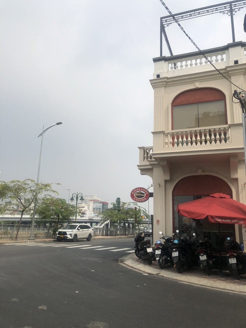 Nhà nhỏ 1 lầu hẻm thông đường Đinh Hoà Phường 13, Quận 8, gần chợ Xóm Củi
