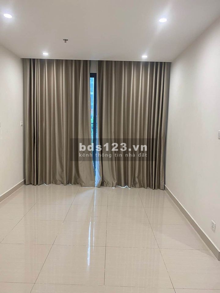 Cho thuê căn hộ Vinhomes Quận 9 loại 2PN 59m2 bếp rèm chỉ 6,5 triệu/ tháng
