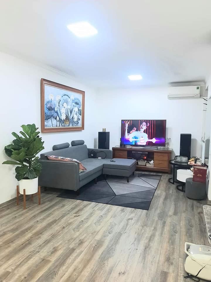 Bán nhà đep nhà và phố 8/3, Hai Bà Trưng, diện tích 34m2, 5 tầng, MT siêu rộng 5 m. Giá TL 4.3 tỷ