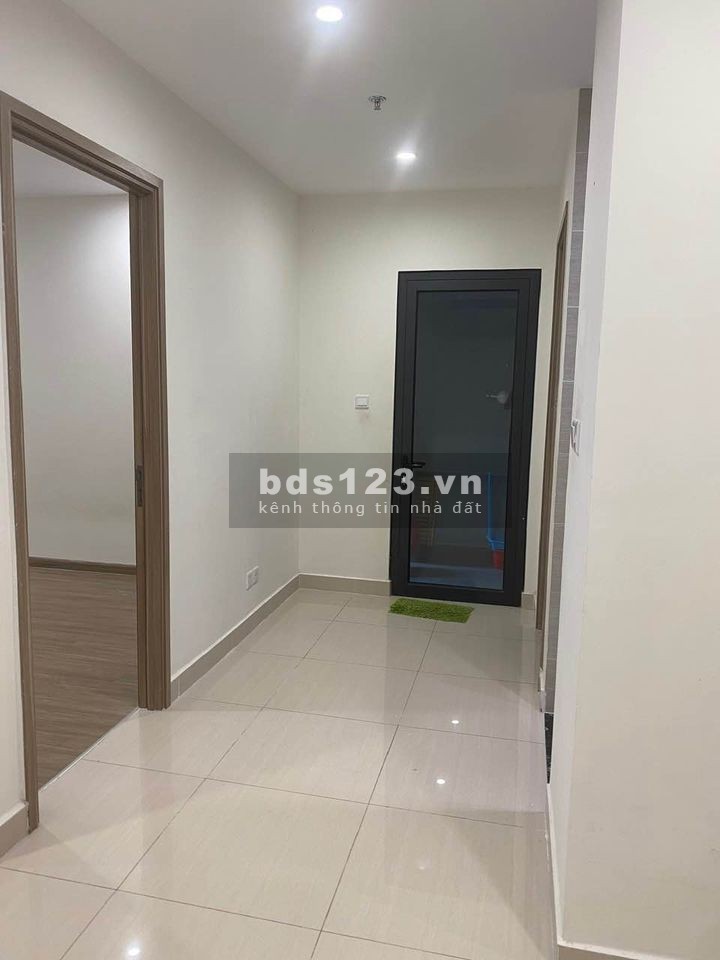 Cho thuê căn hộ Vinhomes Quận 9 loại 2PN 59m2 bếp rèm chỉ 6,5 triệu/ tháng