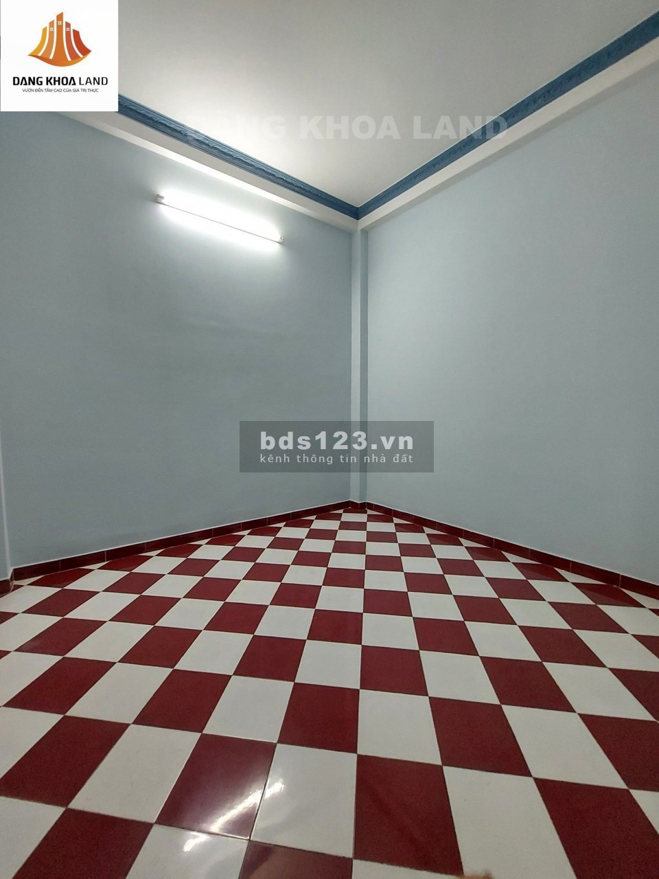 Nhà 1T1L - Mặt tiền Đường số 2 - Lê Văn Việt( Q9) - Giá giảm 500 triệu bán gấp - 74m2 ko quy hoạch