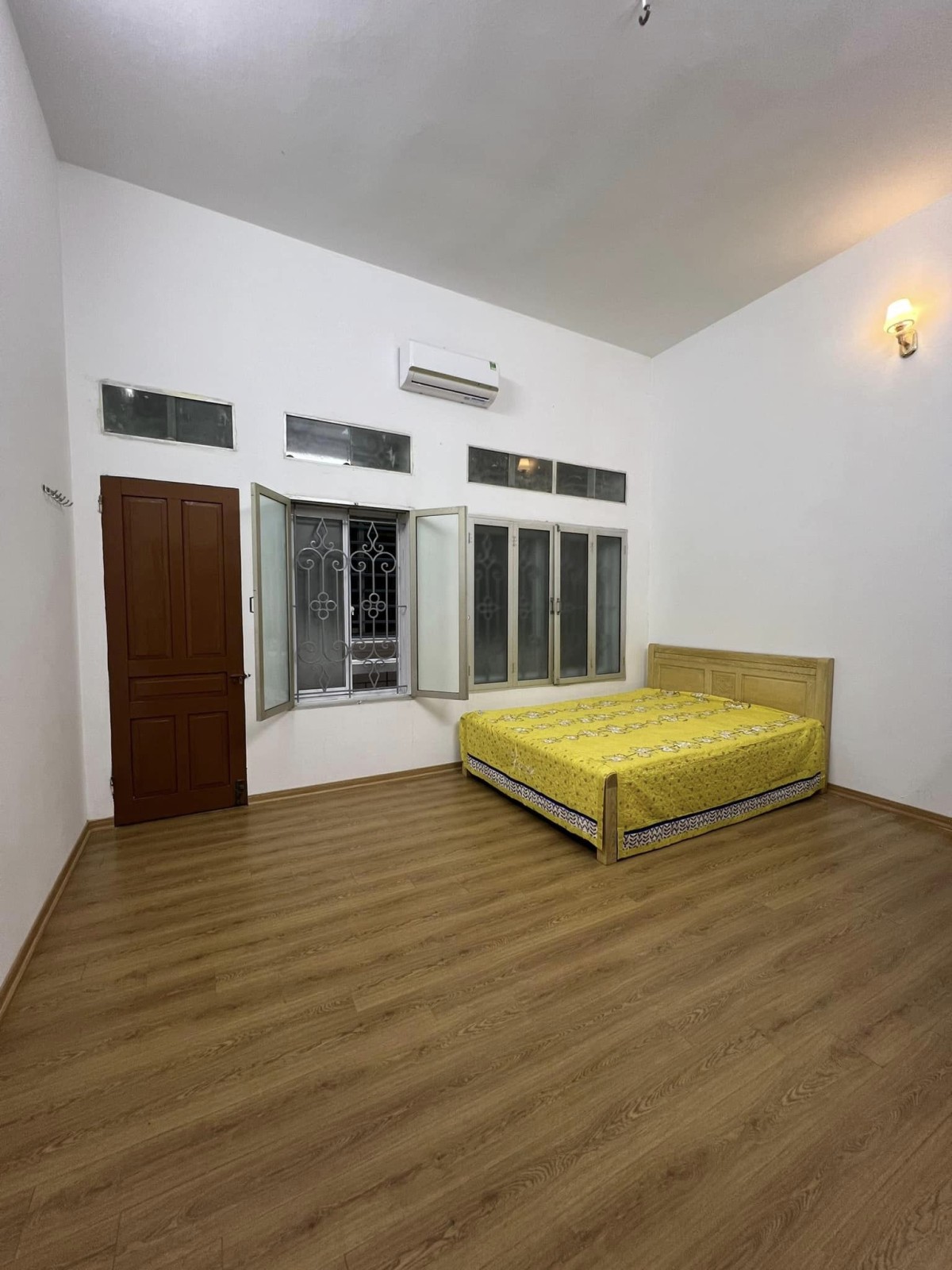 Bán nhà Cự lộc Thanh Xuân 40m, 4 tầng, giá 5 tỷ.