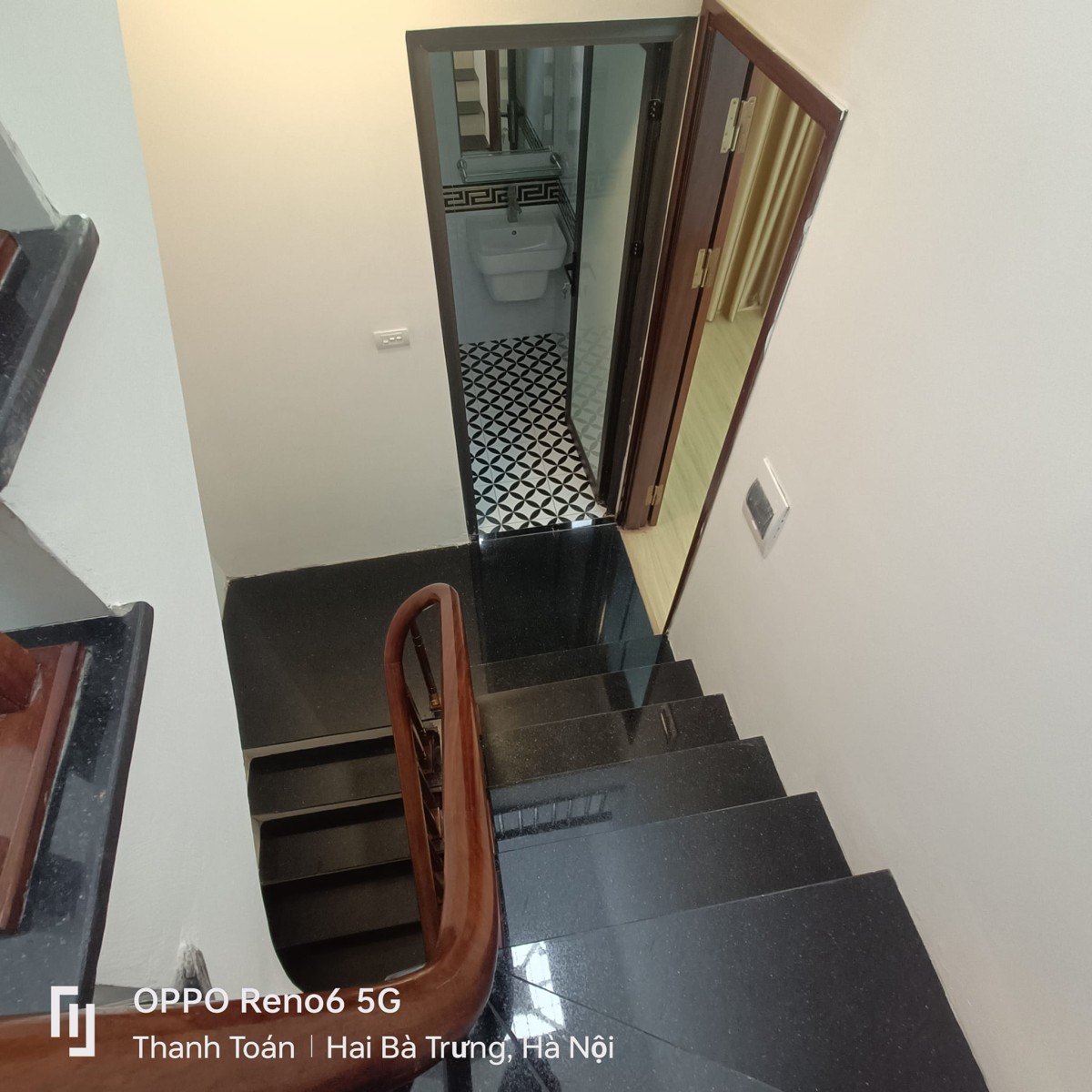 Bán gấp nhà ngõ 325 Kim Ngưu diện tích 31m, 5 tầng. MT siêu rộng Giá TL 4.95 tỷ