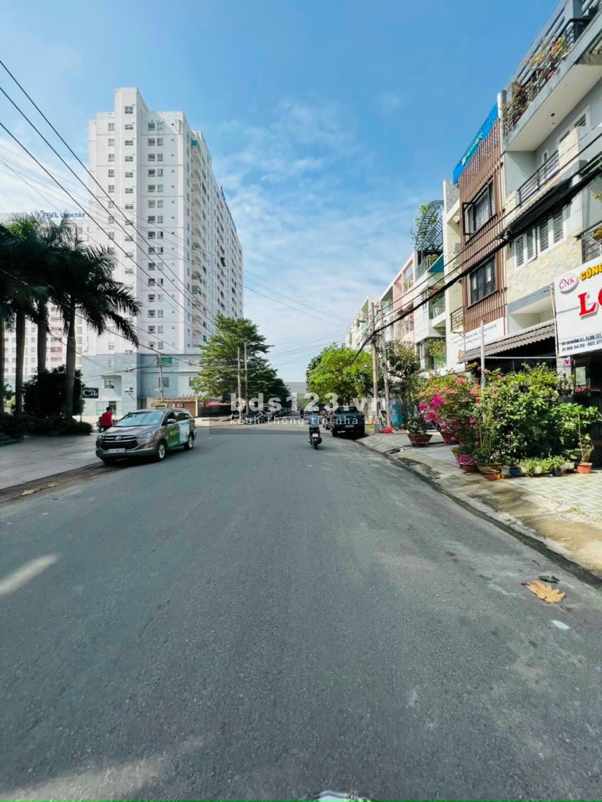 Chỉ 27 triệu/m2 - Đất thổ cư Đặng Văn Bi gần Metro Thủ Đức- Dt 702m2- Đường nhựa 6M