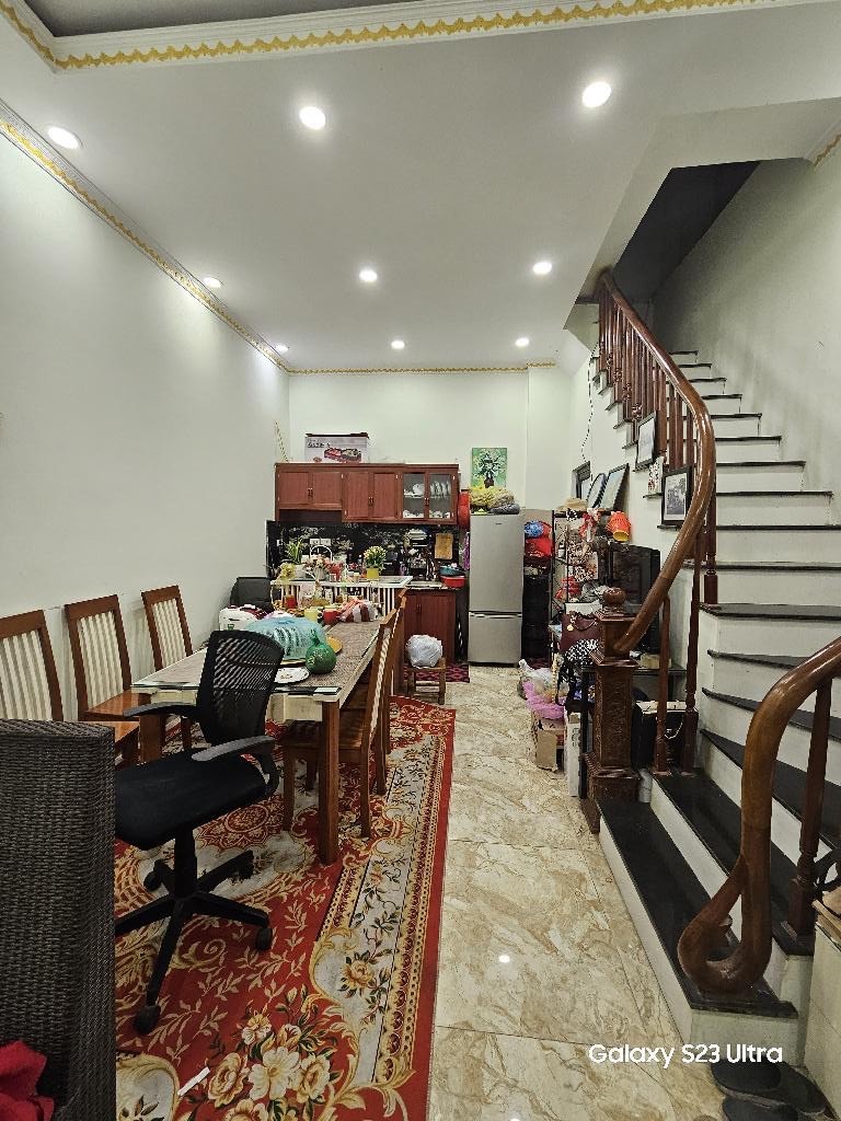 Lô góc, ôtô đỗ cửa 169 Doãn Kế Thiện 30m x4T 4,2 ty chủ cần tiền hạ giá 300tr