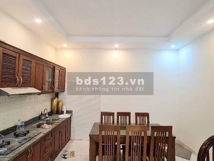 Trung tâm Đống Đa, căn góc, cách ô tô đỗ 10M, xây mới 4 tầng, 40M chuẩn
