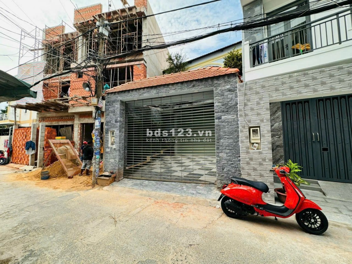 Bán dãy trọ khu trung tâm gần Đại Học Ngân Hàng- Hoàng Diệu 2- đường thông ô tô - 90m2 giá T/lượng