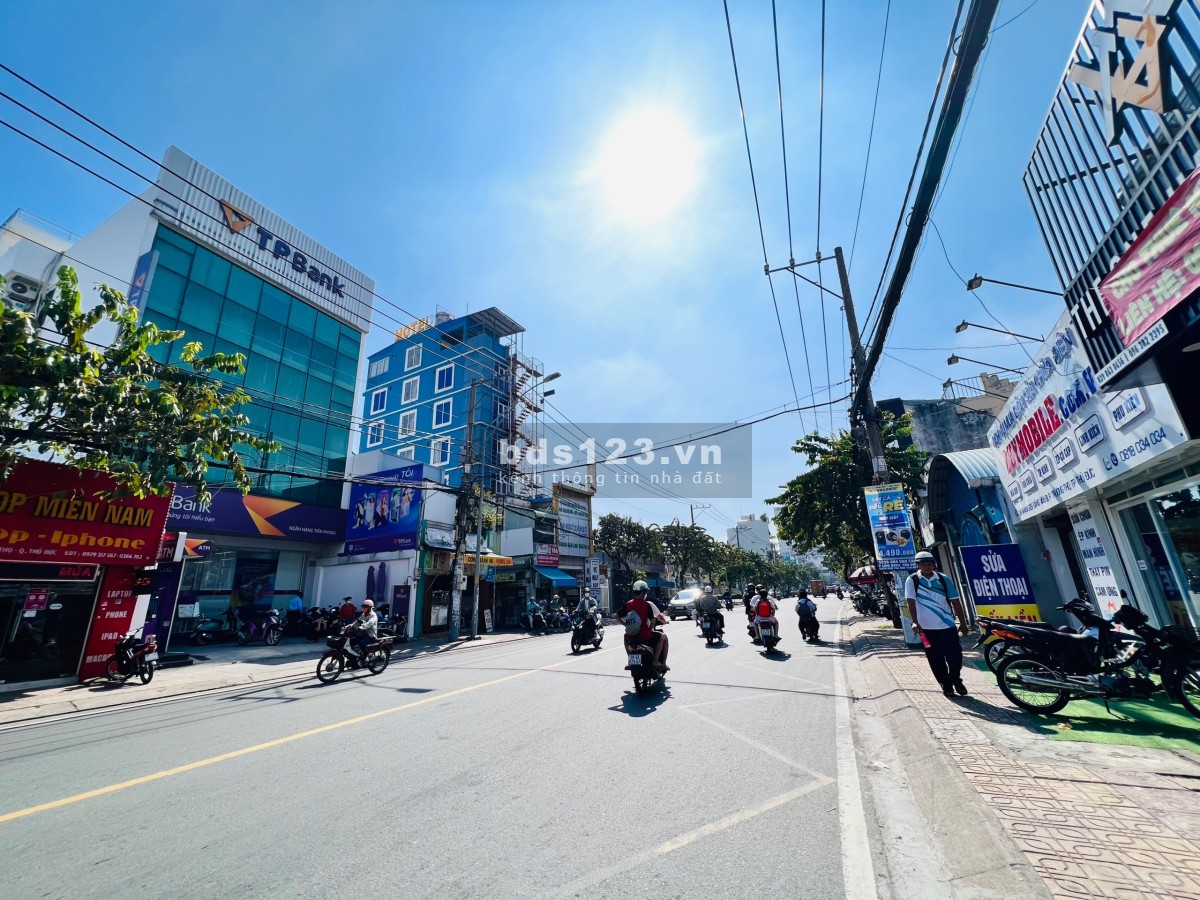 Nhà đẹp như mới 1T2L - Đặng Vân Bi gần Xa lộ Hà Nội - Dân trí cao- Dt 70m ngang 5, Giá chốt tốt.