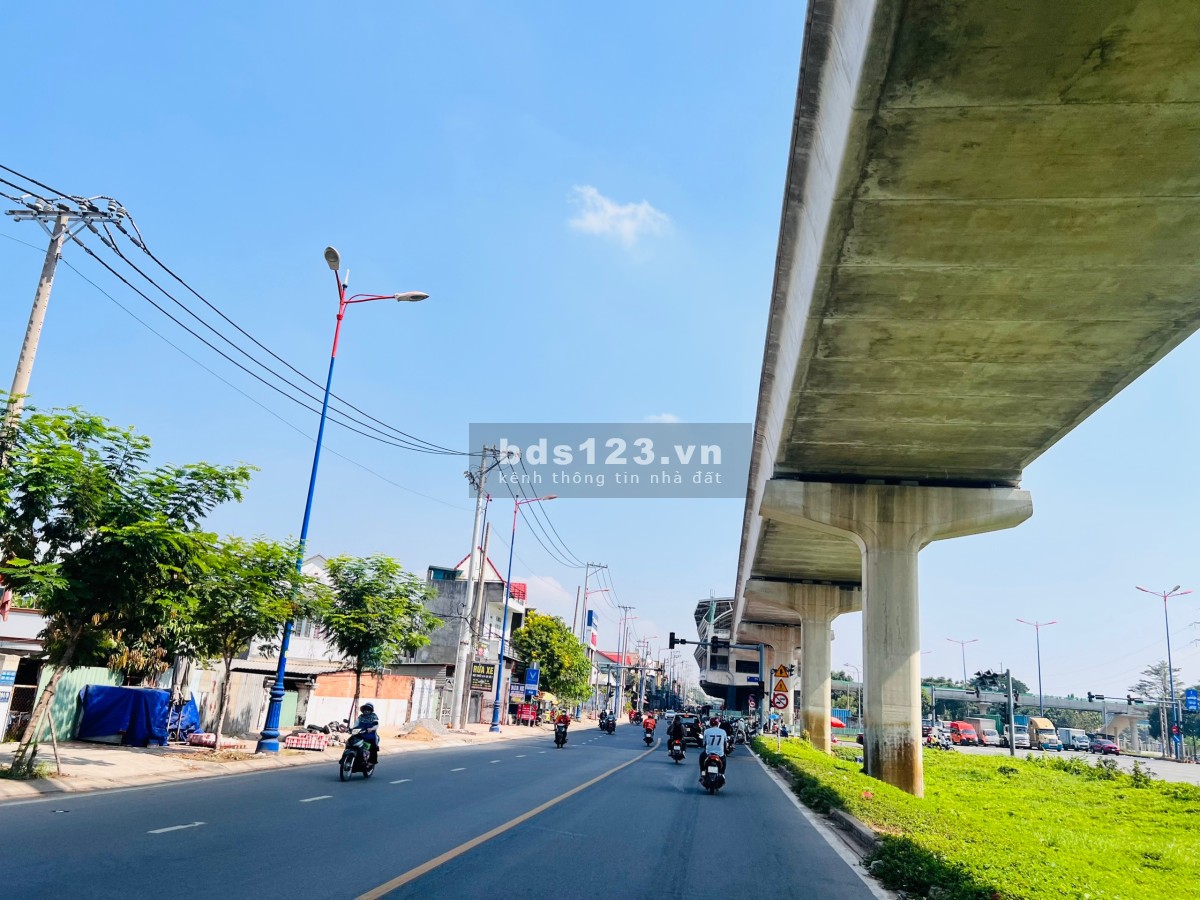 Nhà đẹp như mới 1T2L - Đặng Vân Bi gần Xa lộ Hà Nội - Dân trí cao- Dt 70m ngang 5, Giá chốt tốt.