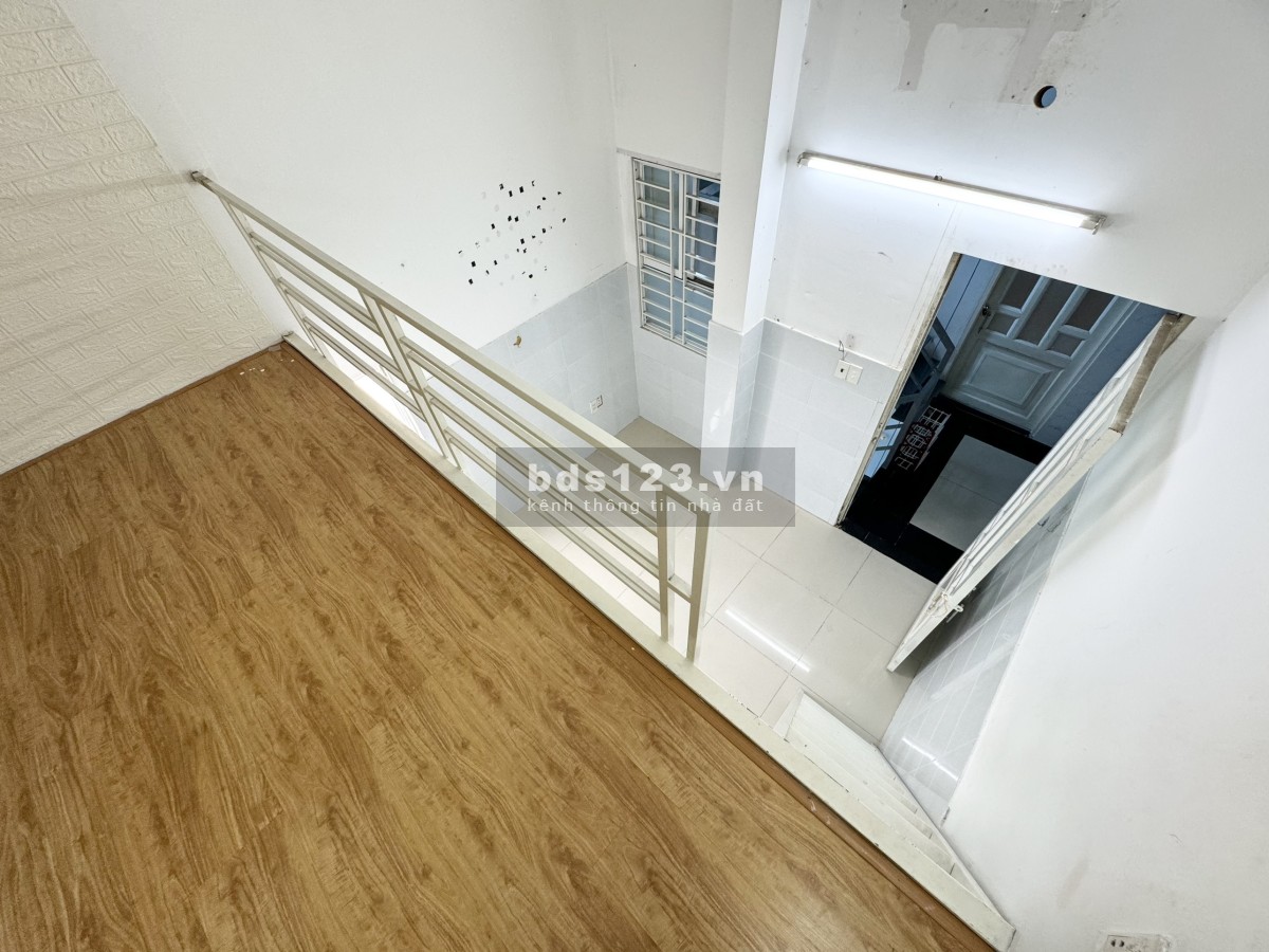 Cho thuê phòng trọ cao cấp Gác Lửng - Lý Phục Man Q7 ánh sáng tự nhiên, đầy đủ tiện nghi