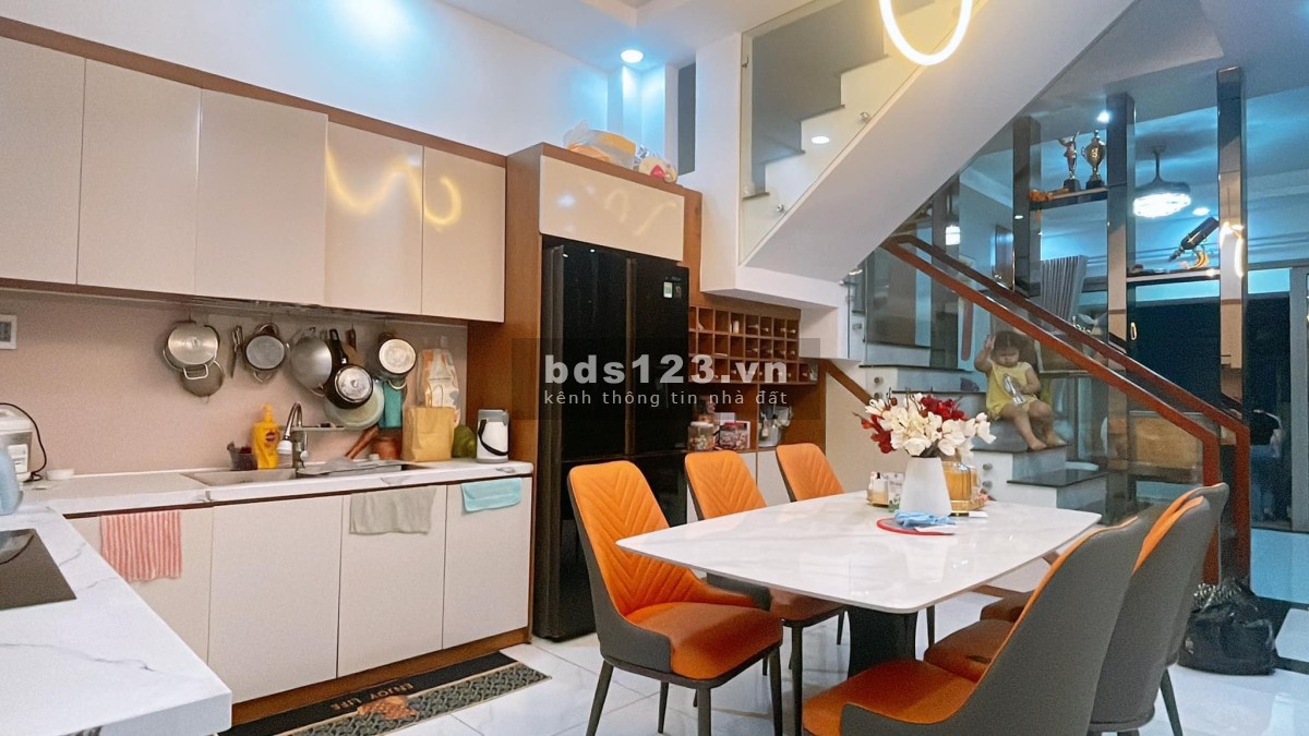 Bán nhà HXH vào nhà đường Tân Hương, Tân Phú - Nhà mới ở ngay - 56M2 - Chỉ 5 tỷ 99 TL