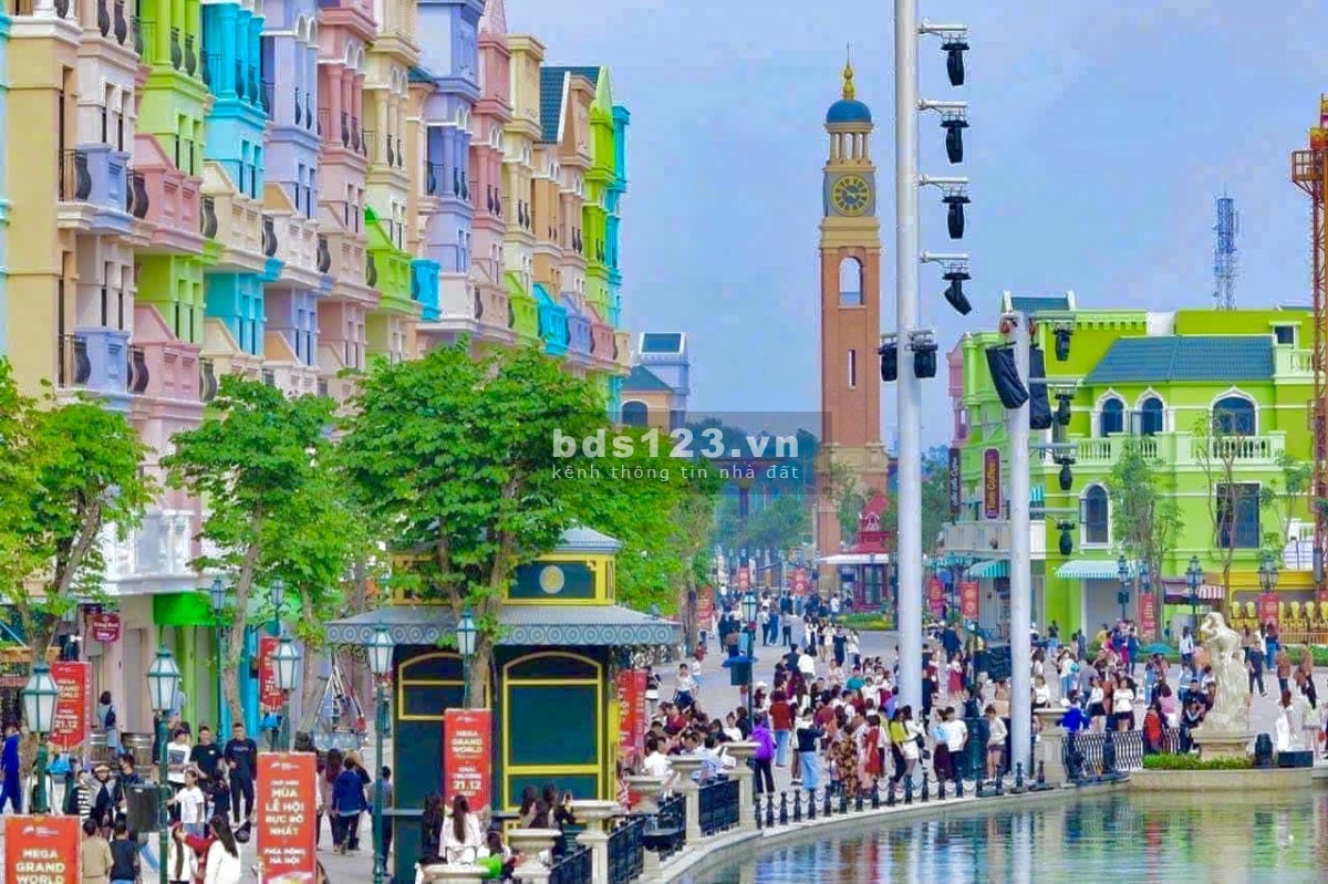 Cho thuê miễn phí 18-24 tháng shophouse kinh doanh tại Mega Grand World Hà Nội