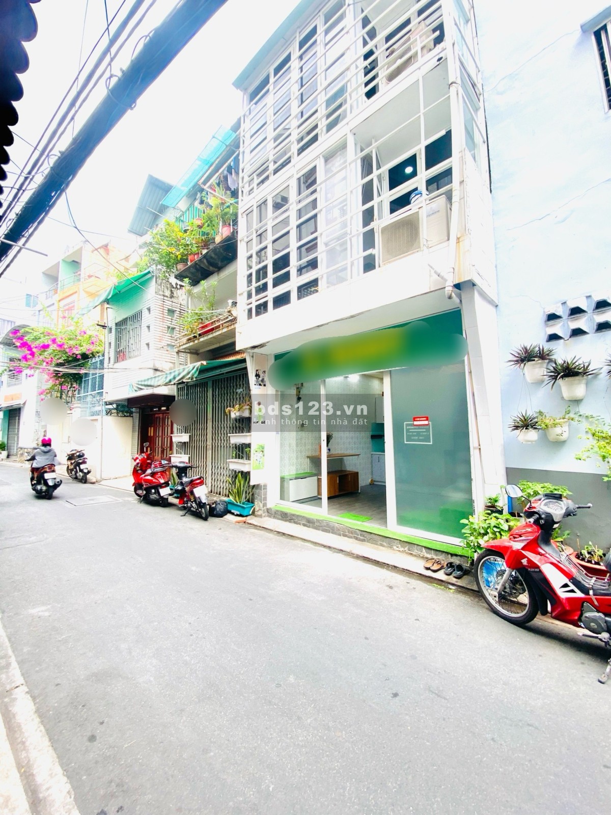cho thuê nhà nguyên căn quận phú nhuận 2 phòng ngủ 3 wc chỉ 12tr nằm ở mặt tiền đường nội bộ