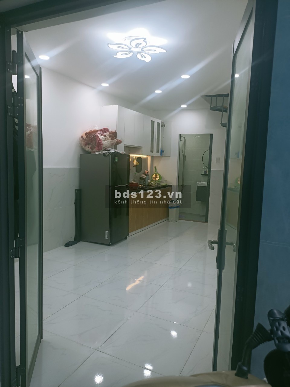 Bán nhà Quận 8 giá rẻ - Sát Quận 5 - Nhà Mới 2 Tầng - Đang Cho Thuê - 45M - 3ty5
