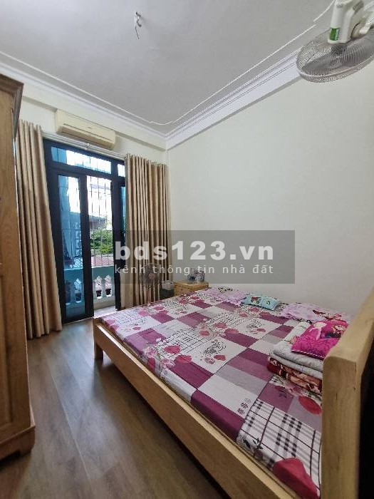 Cần bán gấp nhà Bằng Liệt, 34m2 x 4 tầng, 4 ngủ, 2 thoáng, ô tô 7 chỗ cách 20m, giá chỉ 4.35 tỷ