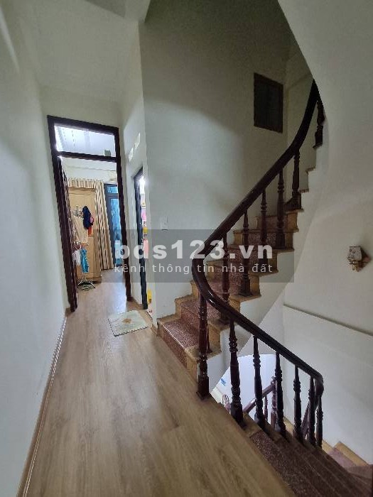 Cần bán gấp nhà Bằng Liệt, 34m2 x 4 tầng, 4 ngủ, 2 thoáng, ô tô 7 chỗ cách 20m, giá chỉ 4.35 tỷ