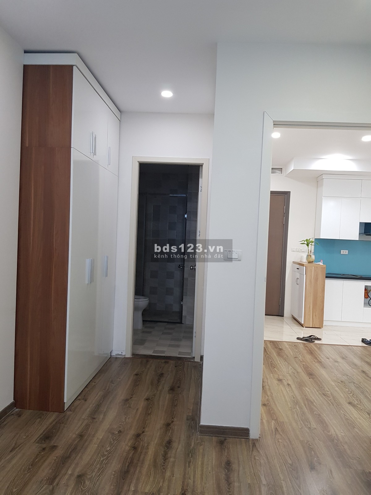 Cho thuê chung cư Ecolife Capitol Tố Hữu 2PN đồ cơ bản