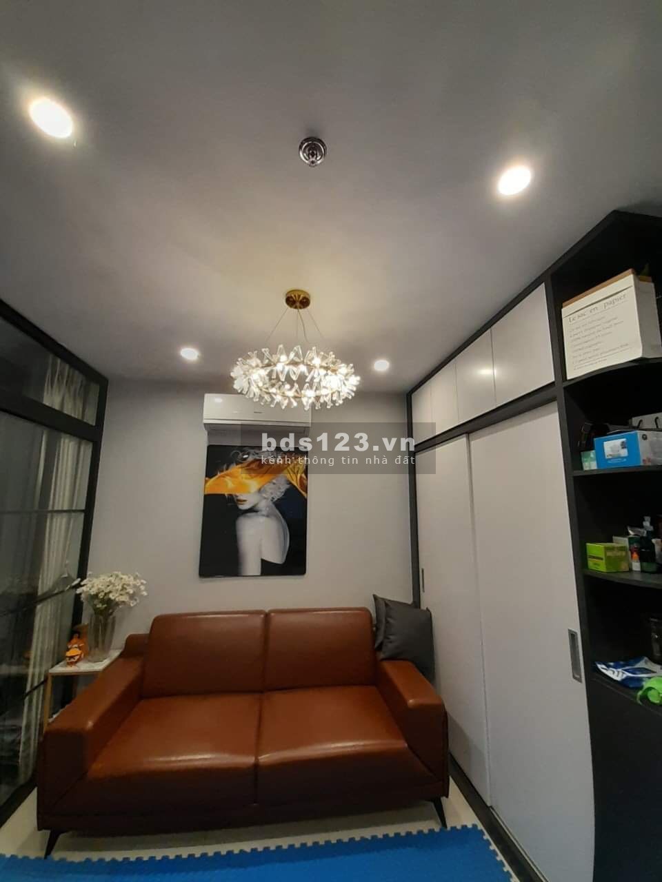 CC cần bán gấp căn studio 28m2, full đồ tại dự án Vinhomes smart city. Giá chỉ 1,5 tỷ