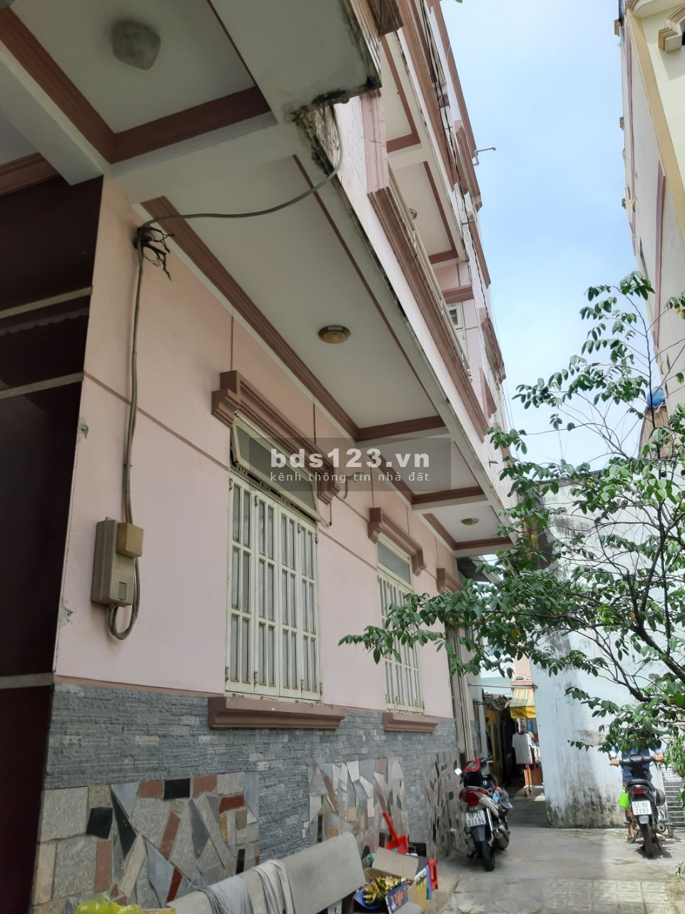 Gấp bán nhà mặt tiền đường Tân Thuận Tây, Quận 7 DT 380m2 ngang 8.55m giá 27 tỷ TL