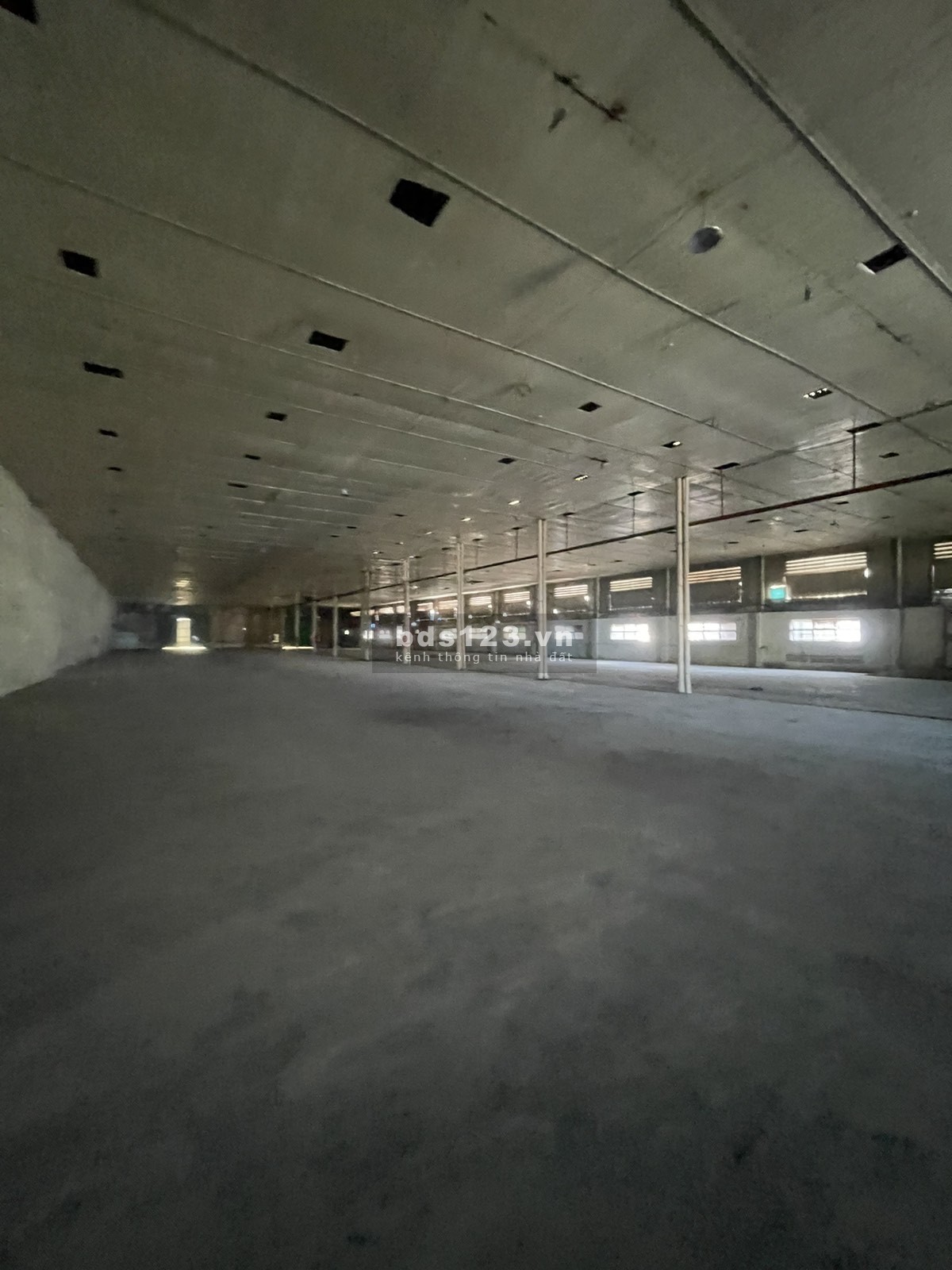 * Cho thuê kho xưởng* 1500m2 - 5500m2 KCN Sóng Thần 1, Dĩ An, Bình Dương