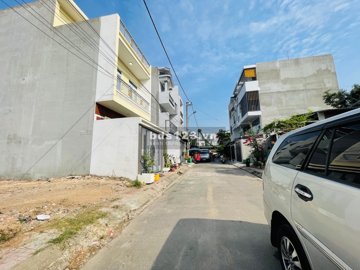 Đẹp lắm luôn. Xem sớm chốt GẤP, không có cơ hội lần 2- Đất đẹp gần Phạm Văn Đồng - 55m2 - 3 Tỷ nhỉnh