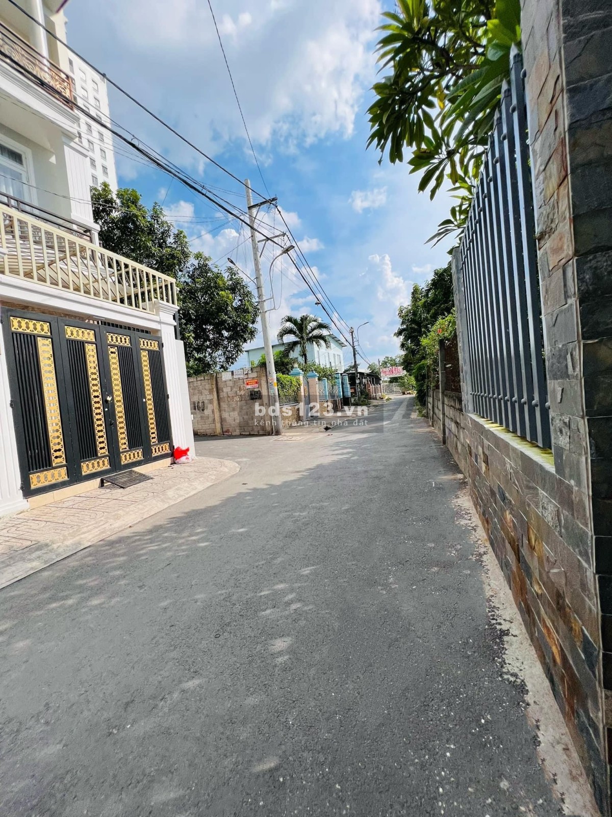 Đất đẹp trung tâm Chợ Thủ Đức - Xây Căn hộ dịch vụ/ Biệt thự lý tưởng - 230m2 Đường nhựa 8m tới nơi