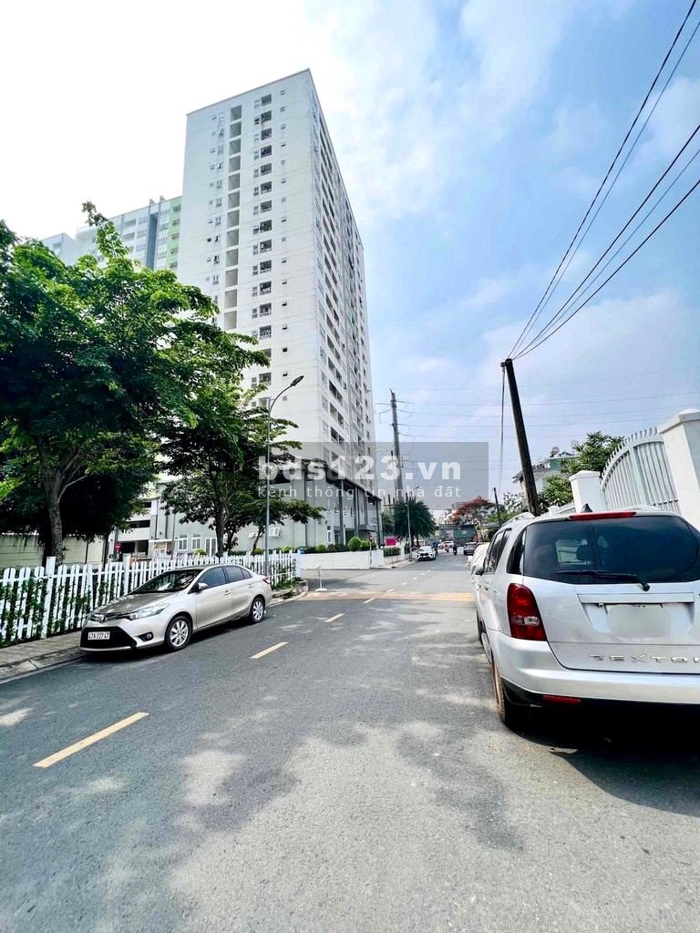 Đất Hiếm Trường Thọ sát Ga Metro Bình Thái, đầu tư hoặc xây văn phòng, CHDV gì cũng đẹp- 336m2 Thổ
