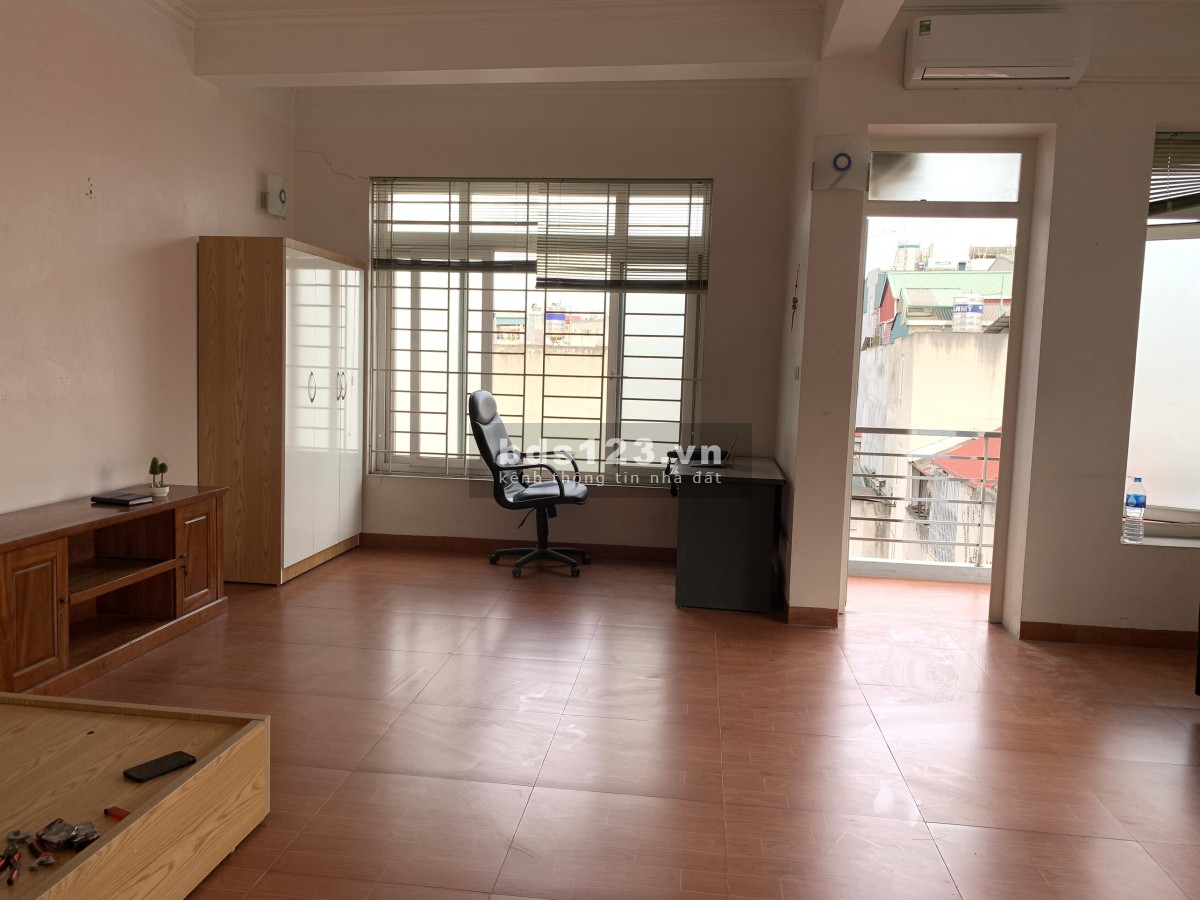 Cho Thuê Phòng Tại Xuân Thủy 30m2 Siêu Thoáng