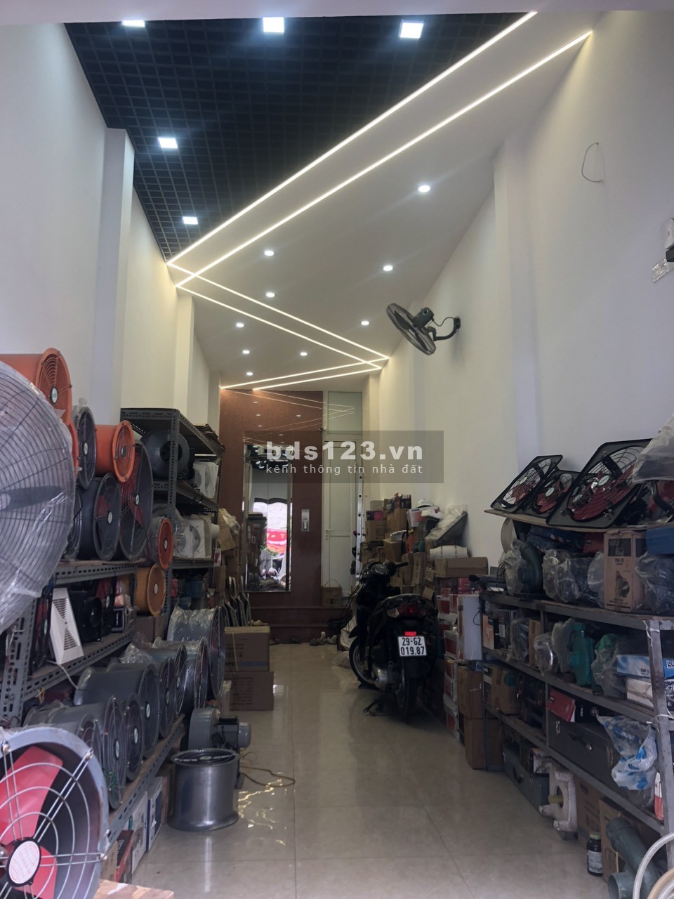 Giảm giá 30% cho thuê MBKD cửa hàng 38m2 mặt tiền 4m cực đẹp tại Trường Chinh