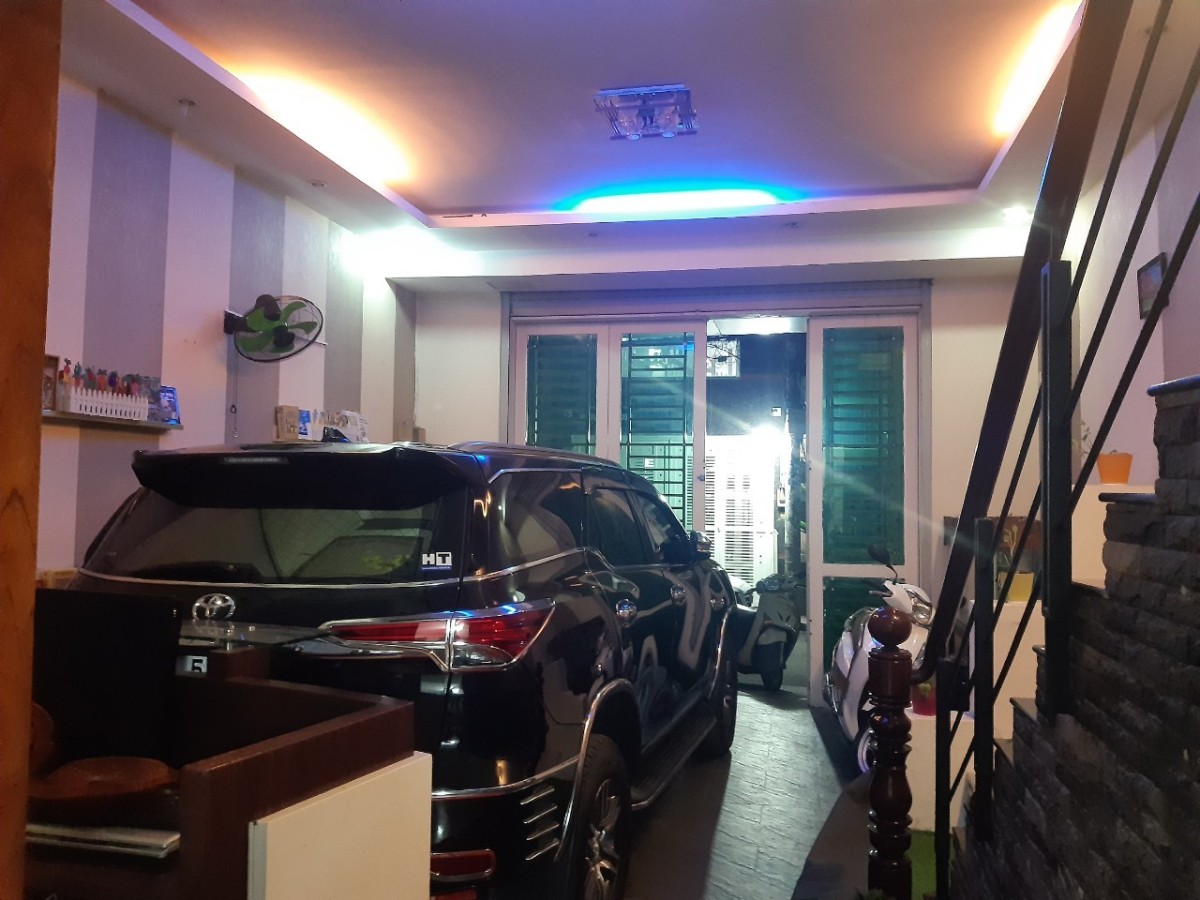 Nhà phố Lưu Chí Hiếu, Tân Phú, 8.4 tỷ, 80M2, 5X15, 5T, hẻm rộng nhà đẹp