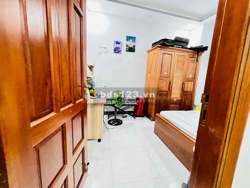 Bán gấp trước Tết. Nhà chính chủ Hiện đại 2 Tầng, góc 2 mặt tiền Trường Thọ - 77m2 - 4,2 tỷ